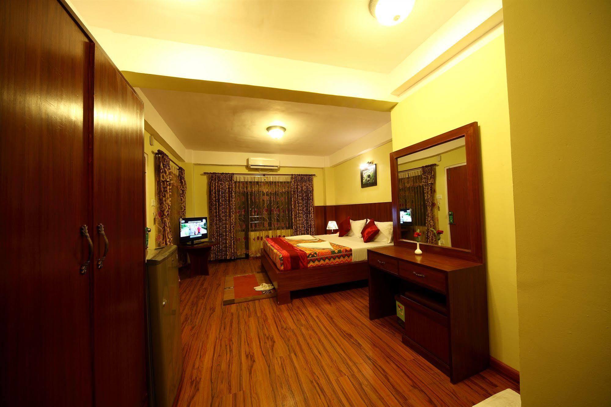New Hotel Panda Catmandu Exterior foto